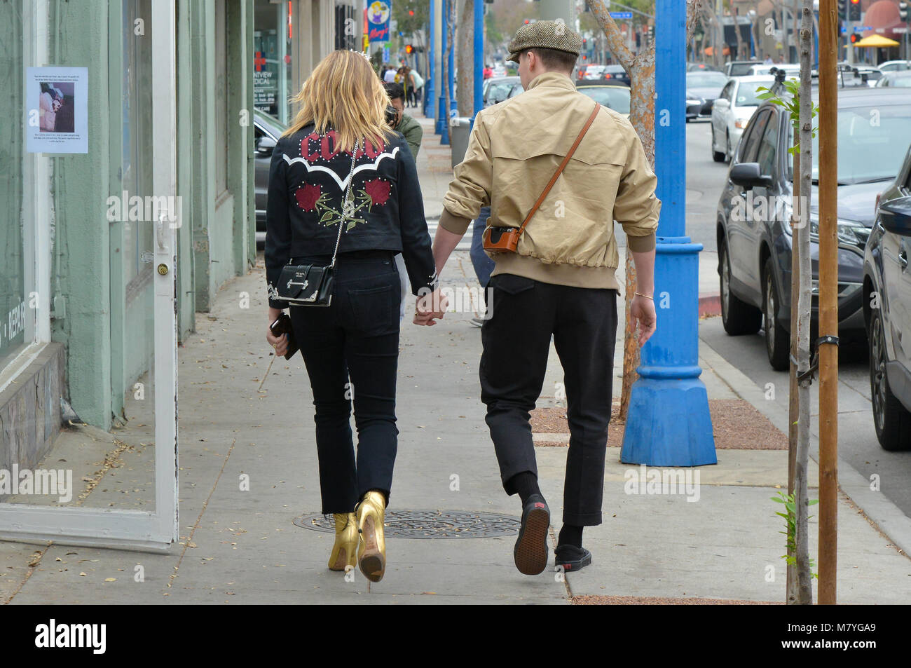 Chloë Grace Moretz enjoys her birthday while holding hands with Brooklyn  Beckham Featuring: Chloë Grace Moretz