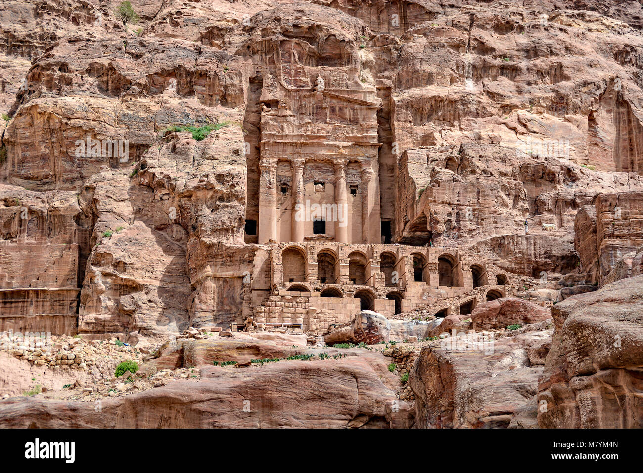 Edifice carved into rockface in Petra, Jordan Stock Photo Alamy