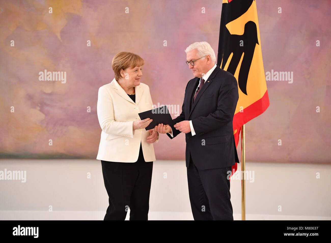 меркель выборы канцлера в германии. соперники в политике фрг. выборы ангелы меркель в 2017. соперники в политике фрг. лафонтен германия.