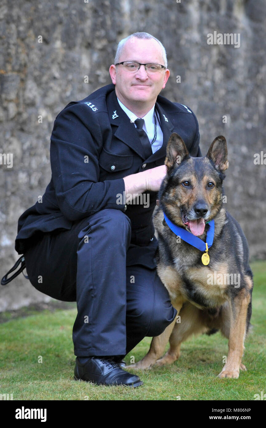 Pc Wardell Police apprehend a suspect uk hi-res stock photography and images - Alamy
