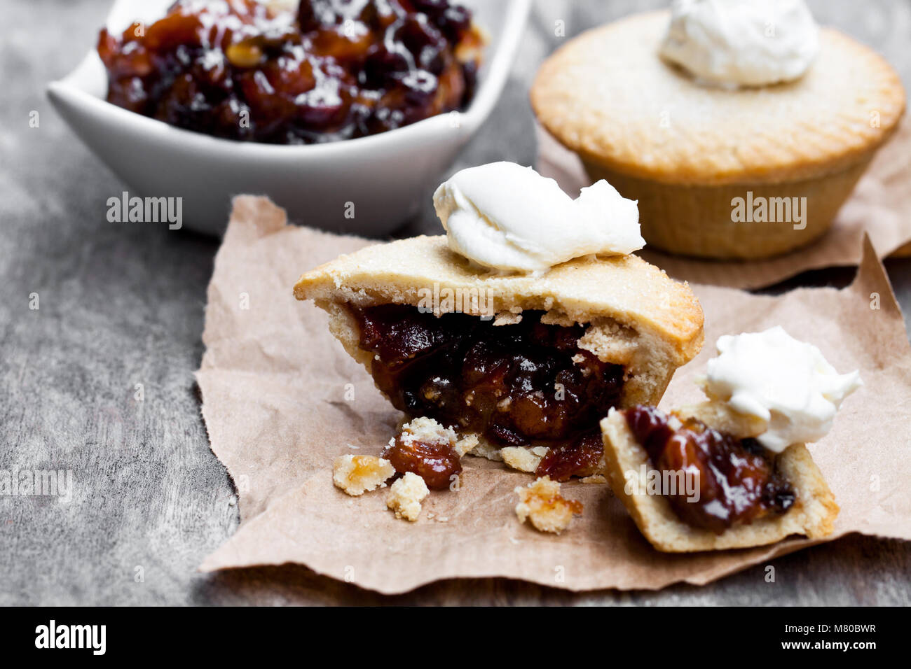 Mince and cheese pie hi-res stock photography and images - Alamy
