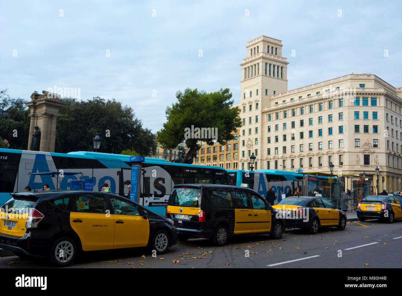 Taxis, aerobus, Placa de Catalunya. Barcelona, Catalonia, Spain Stock Photo