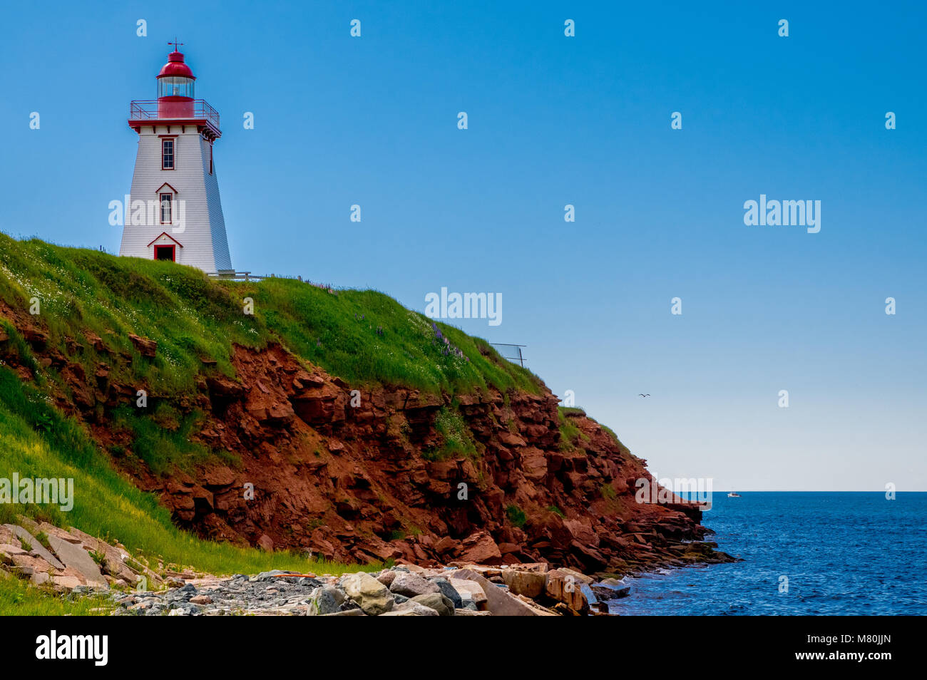 Lighthouse cliff sea sky architecture hi-res stock photography and ...