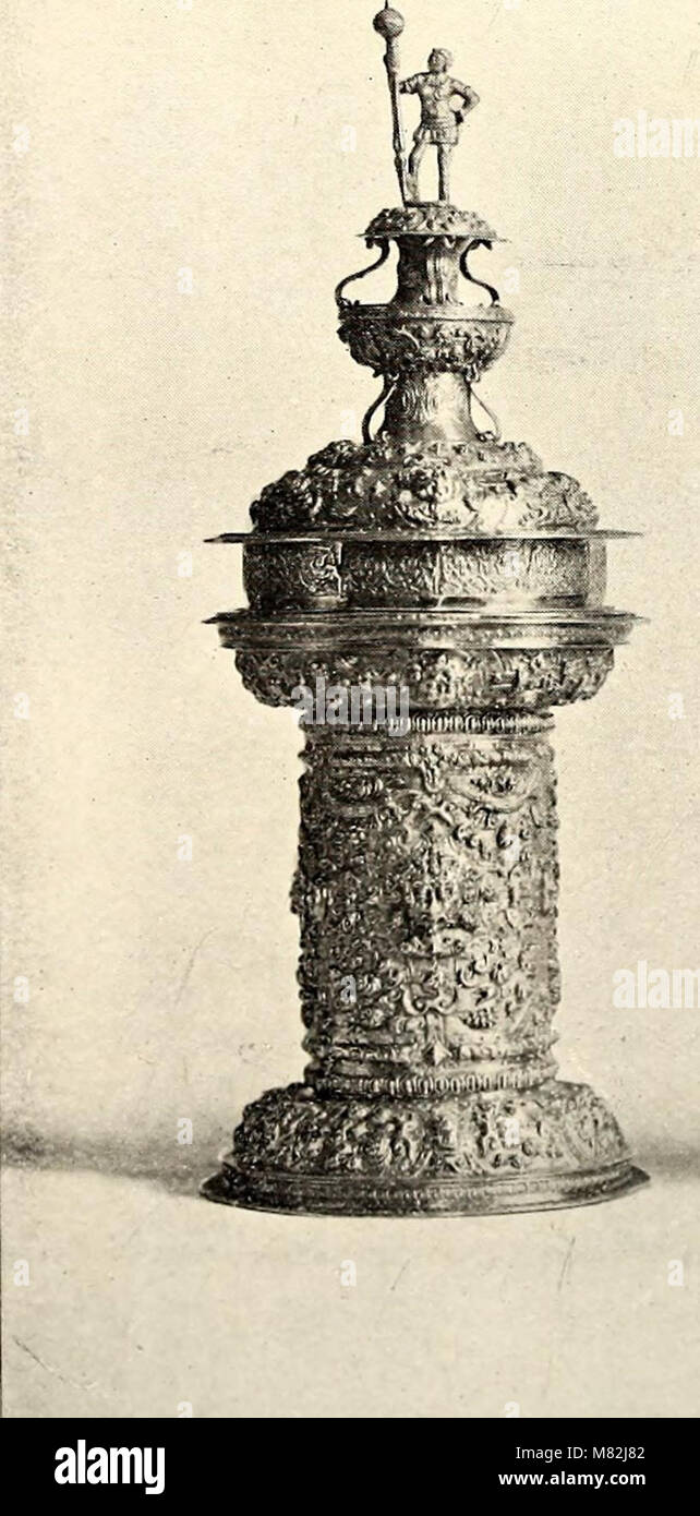 This catalogue features a comprehensive collection of decorative arts ...