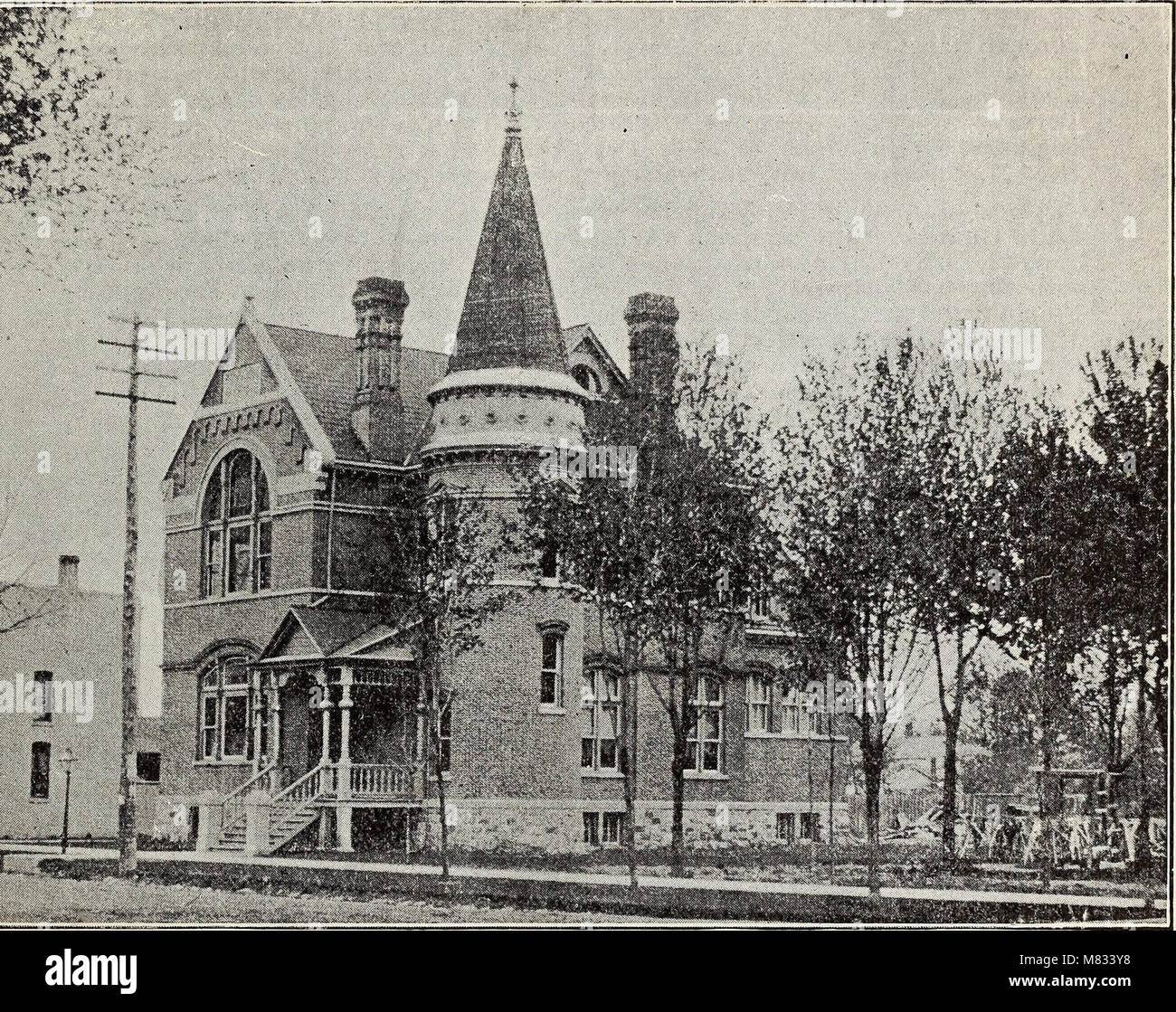 Coldwater, Michigan pictorial city directory and year book (1919