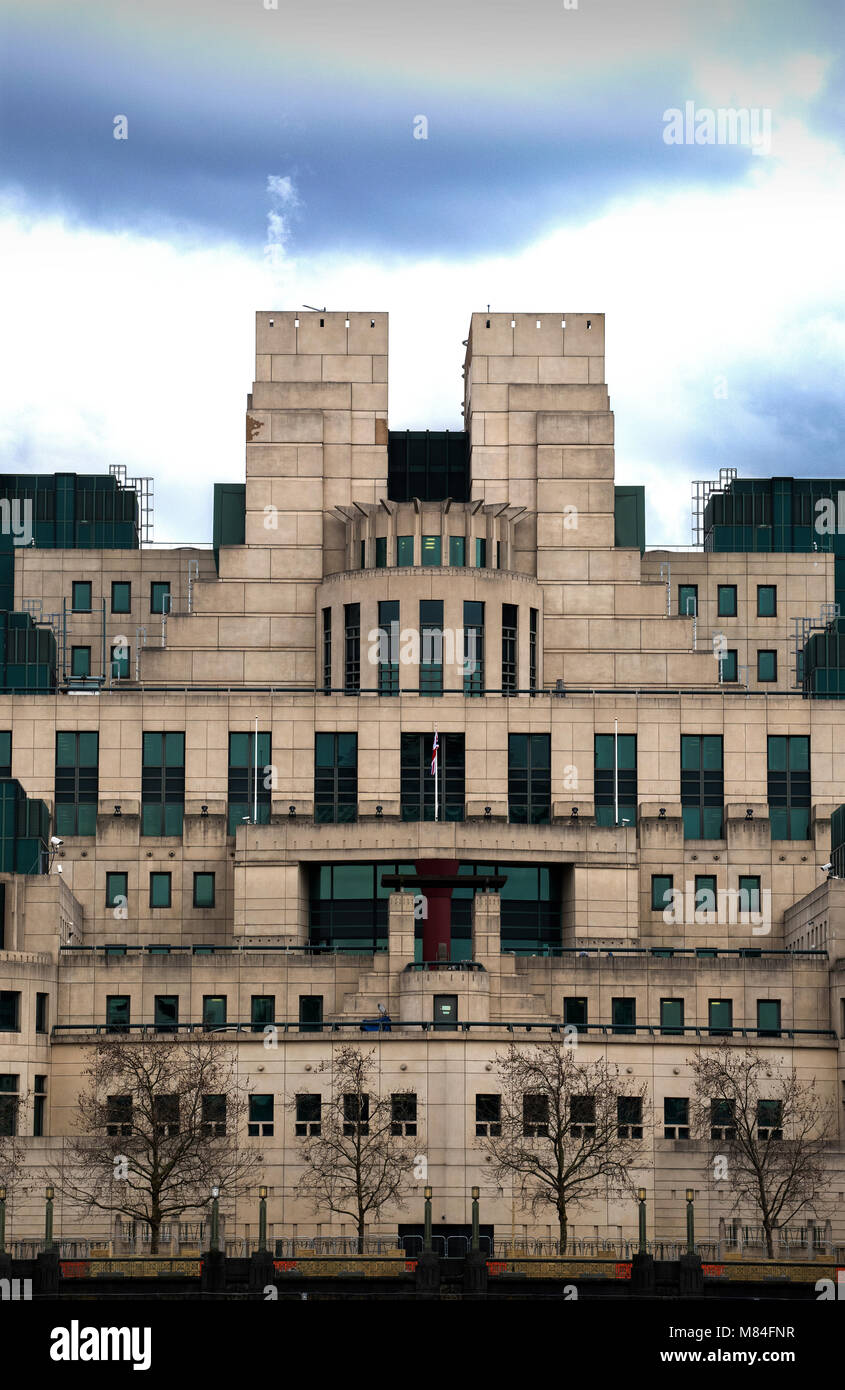 MI6 - SIS Headquarters at Vauxhall Cross, London, England UK. March 2018 The SIS Building or MI6 Building at Vauxhall Cross houses the headquarters of Stock Photo