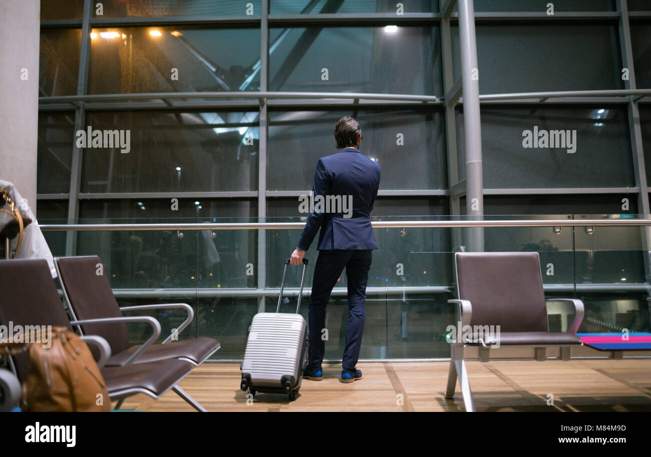 Waiting area airport hi-res stock photography and images - Alamy