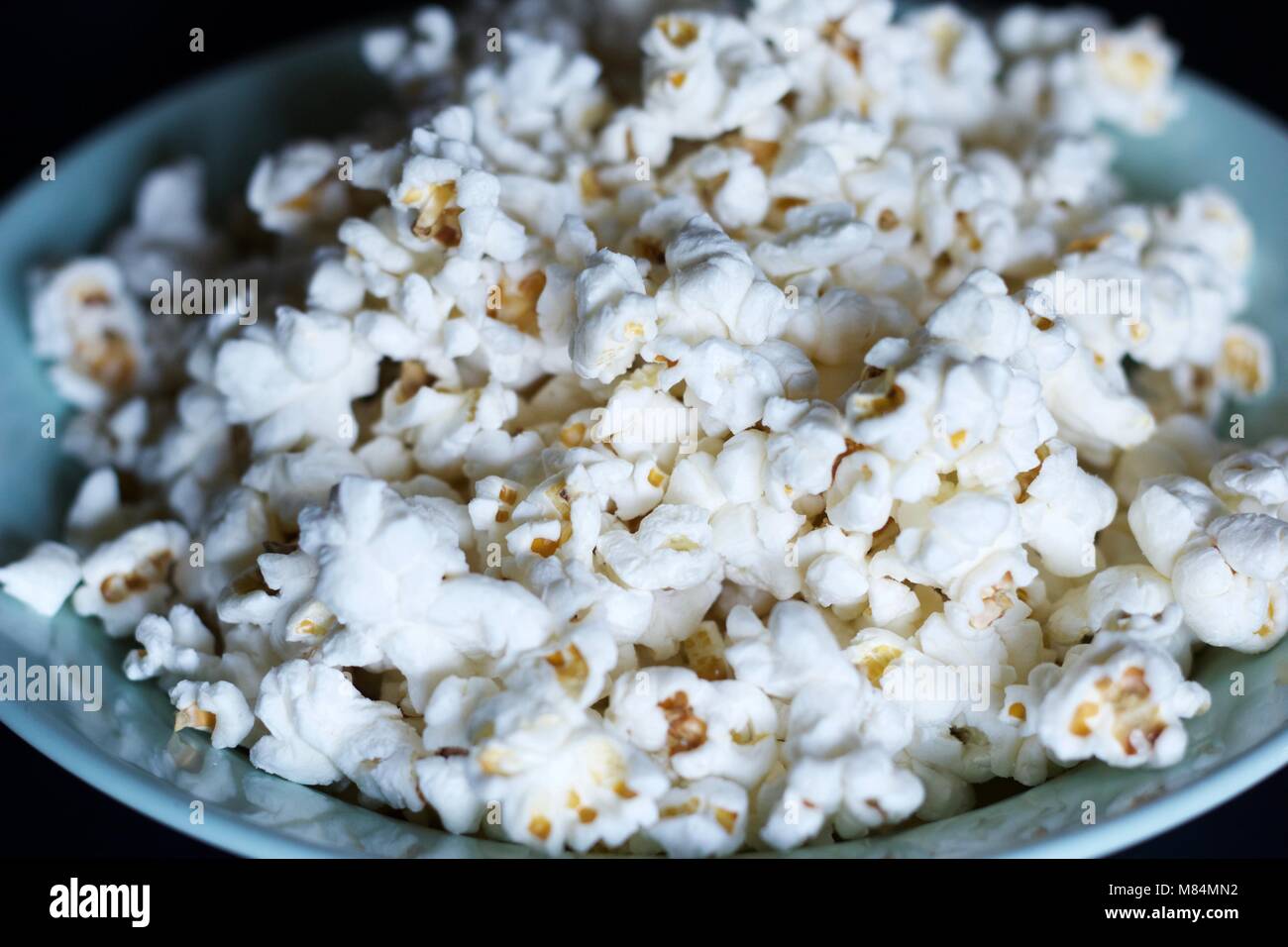 Popcorn Cooking Hi Res Stock Photography And Images Alamy