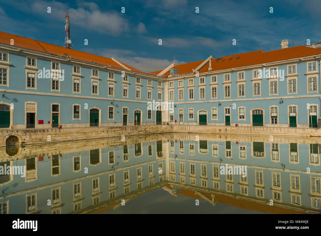 LISBON / PORTUGAL - FEBRUARY 17 2018: BLUE BUILDING REFLECTION IN WATER Stock Photo