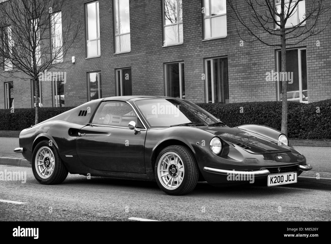 replica ferrari black