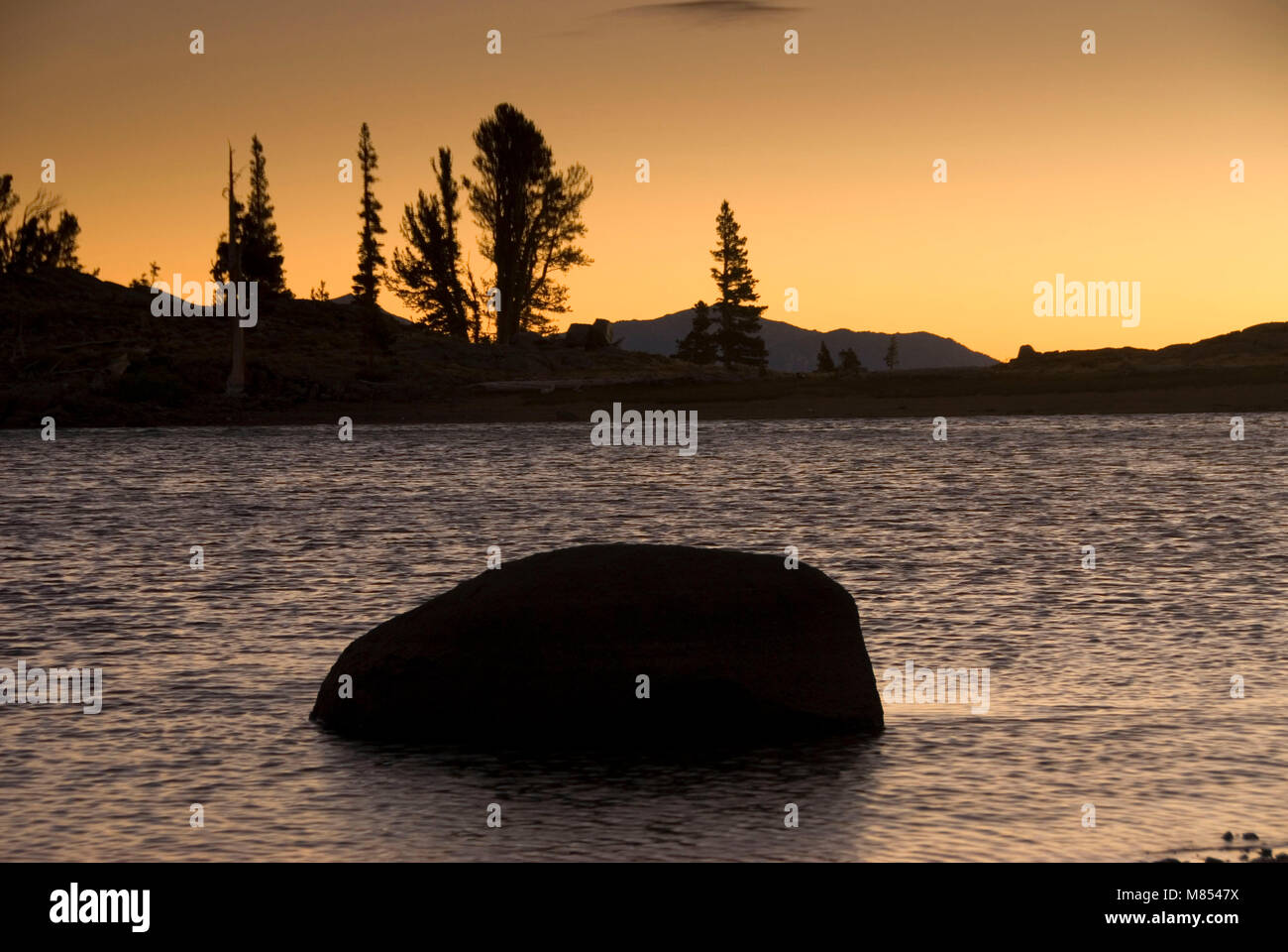 Frog Lake dawn, Mokelumne Wilderness, Carson Pass National Scenic Byway