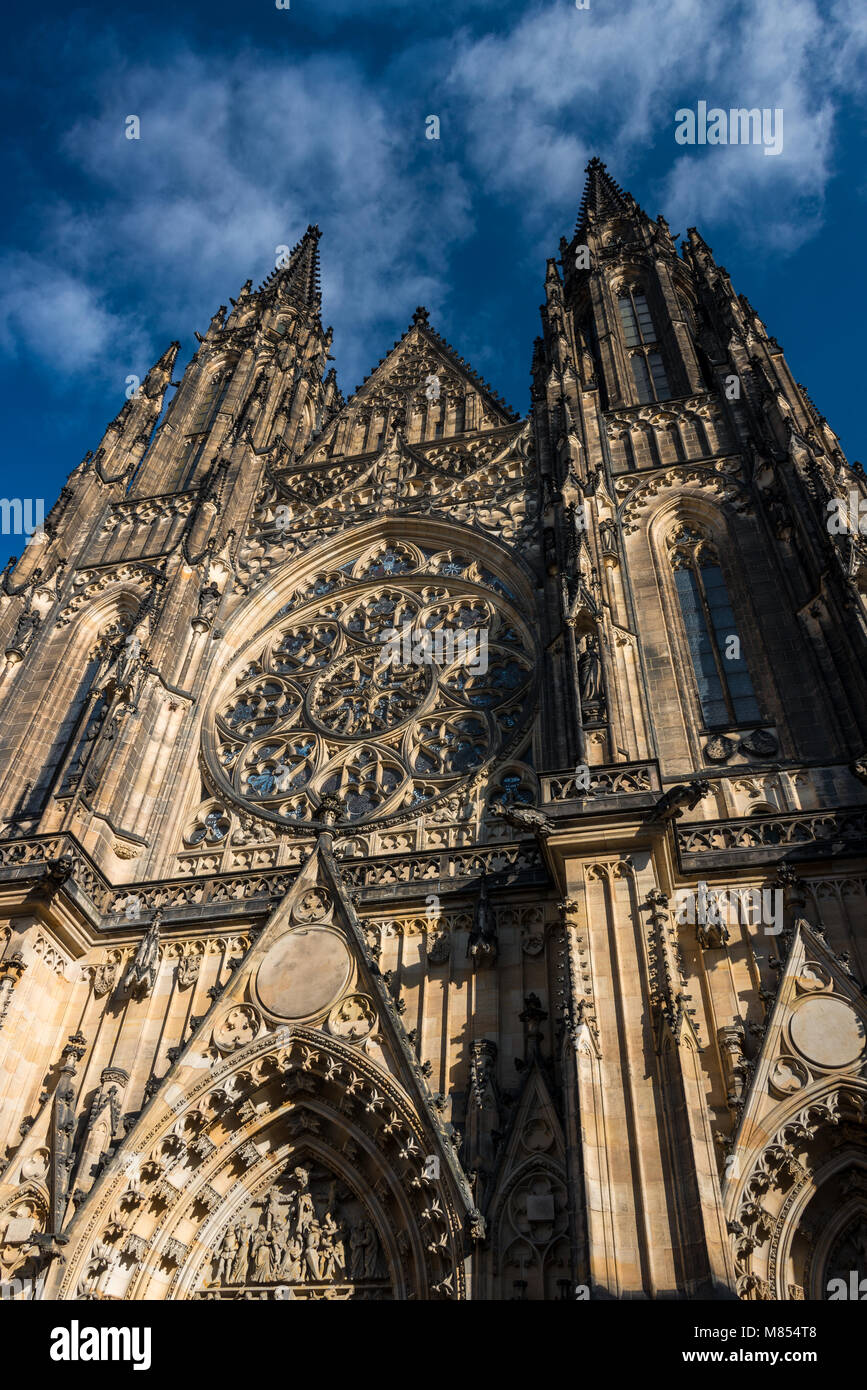 Veitsdom in Prag Stock Photo