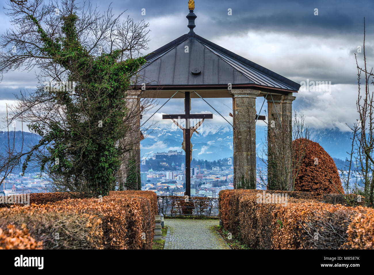 Wallfahrtsort Maria Plain mit Blick auf Salzburg Stock Photo - Alamy