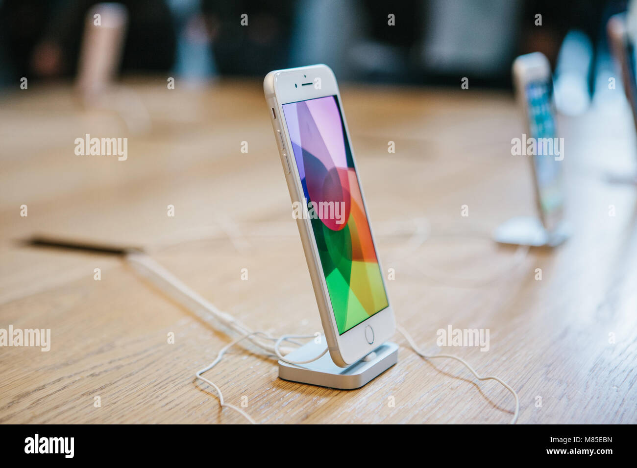 Presentation of the iPhone 8 and iPhone 8 plus and sales of new Apple  products in the official Apple store in Berlin. The new iPhones stand in a  row Stock Photo - Alamy