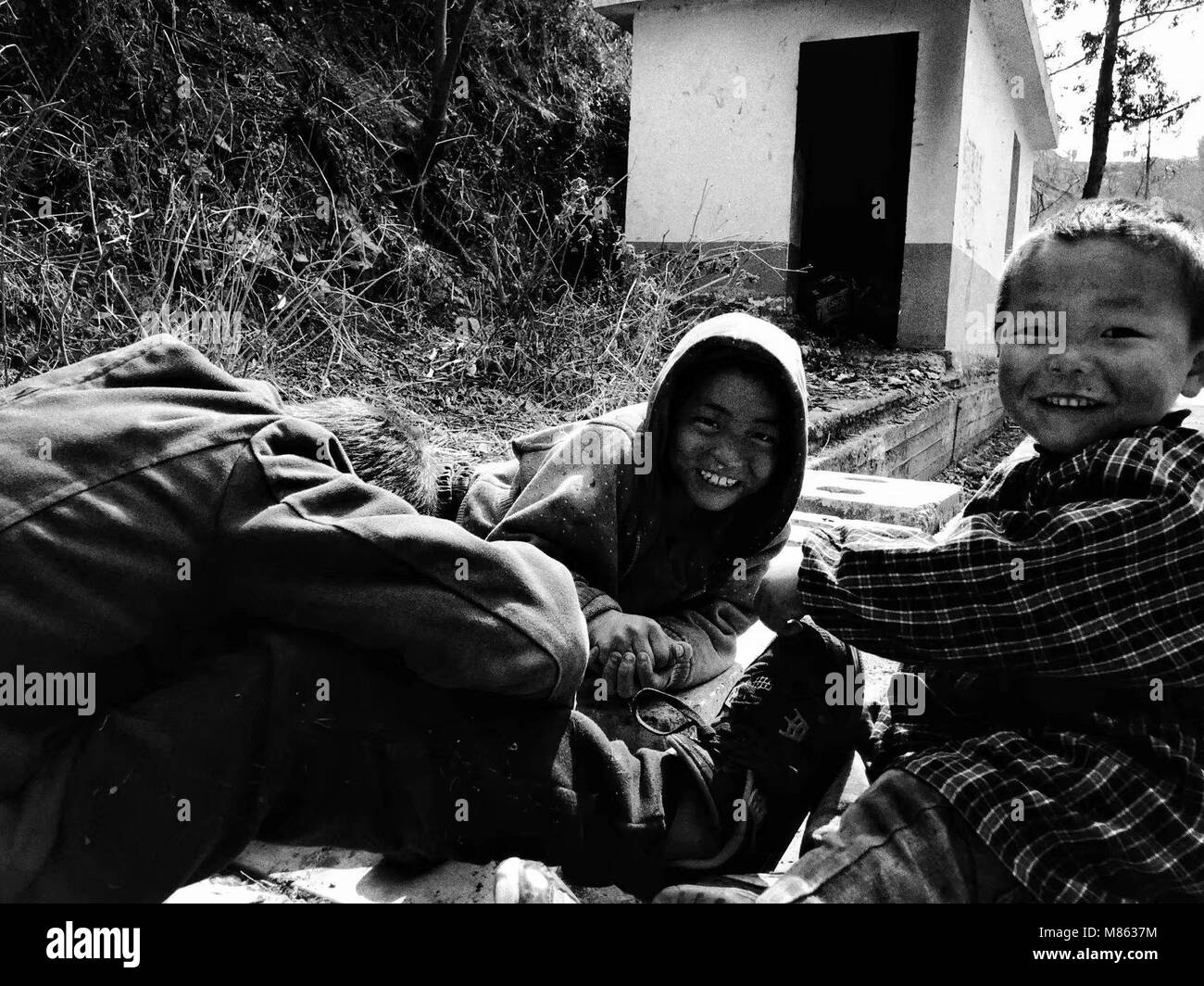 Sichuan, Sichuan, China. 15th Mar, 2018. Sichuan, CHINA-15th March 2018: People live in poverty-stricken Daliang Mountain area in southwest China's Sichuan Province. Credit: SIPA Asia/ZUMA Wire/Alamy Live News Stock Photo