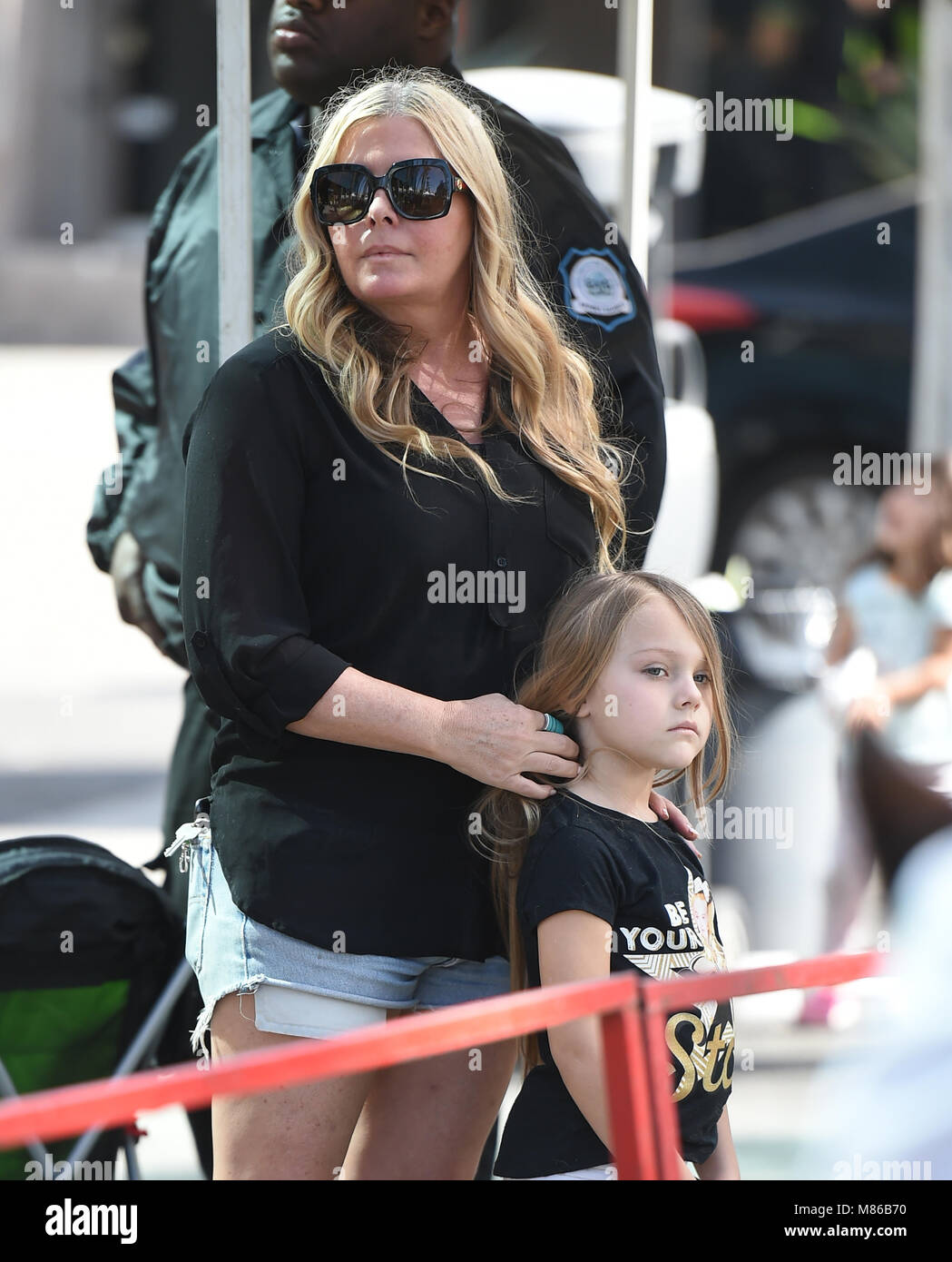 Paparazzi Nicole Eggert nude photos 2019 Paparazzi Nicole Eggert nude photos 2019