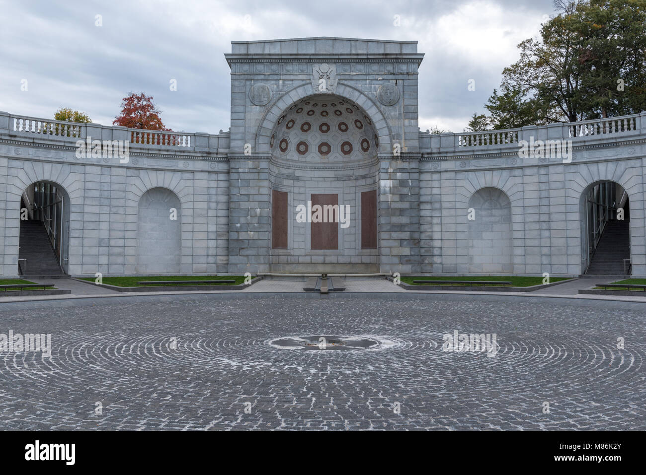 Women in military service for america memorial hires stock photography and images Alamy