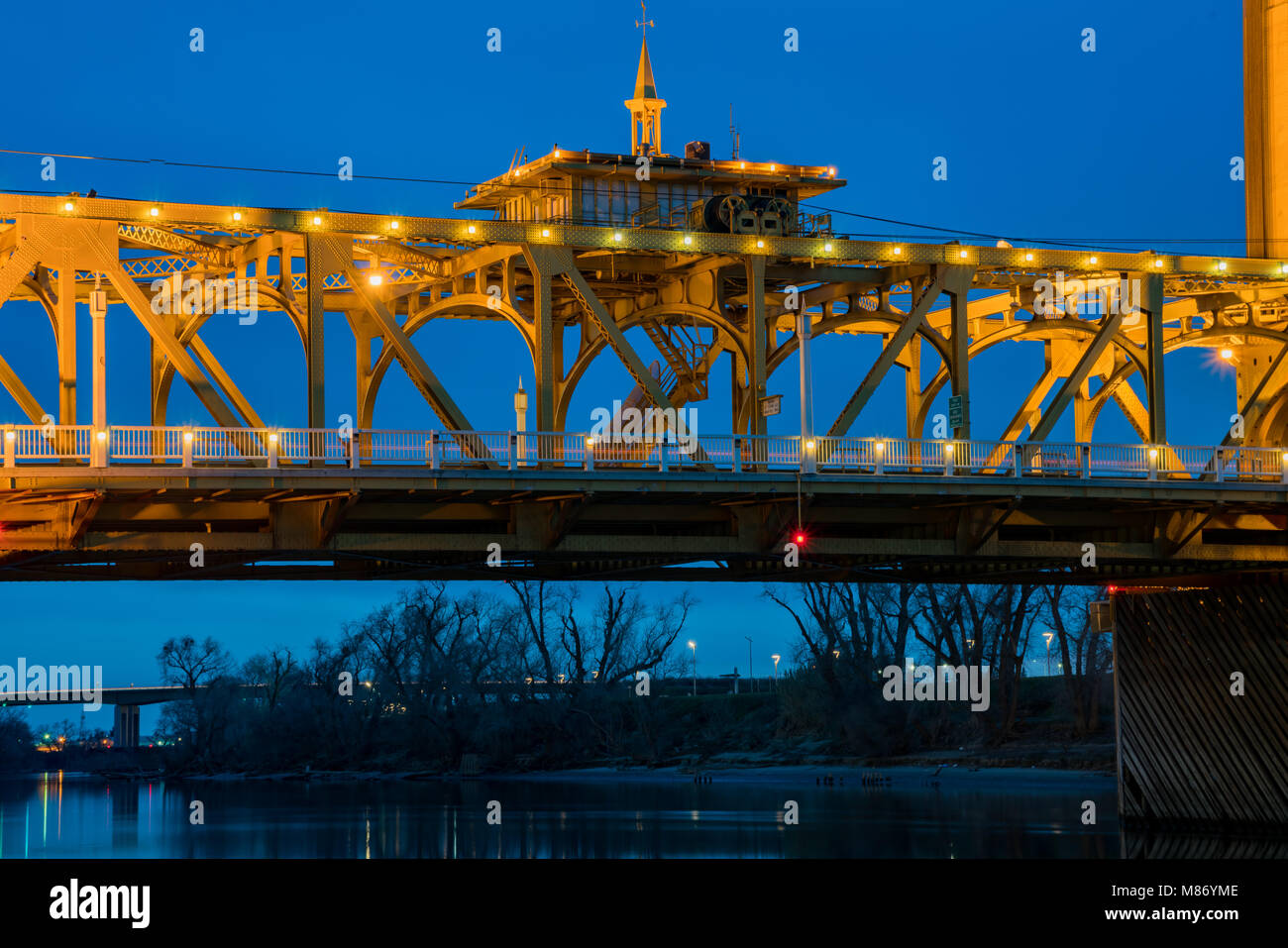 Night view of the famous tower bridge of Sacramento, California Stock ...