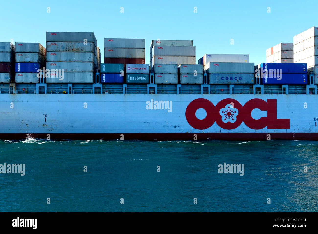 Container ship OOCL OAKLAND (Panama), Fremantla harbour, Fremantle, Western Australia Stock Photo