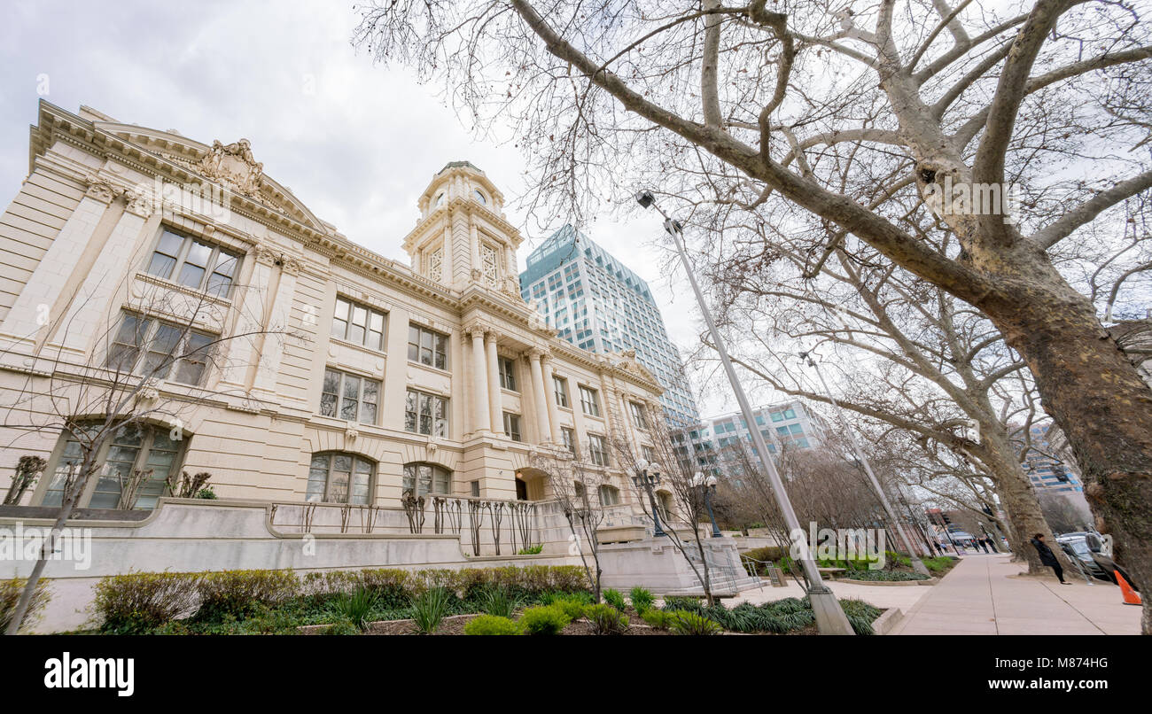 Exterior view of the Sacramento City Hall at Sacramento, California