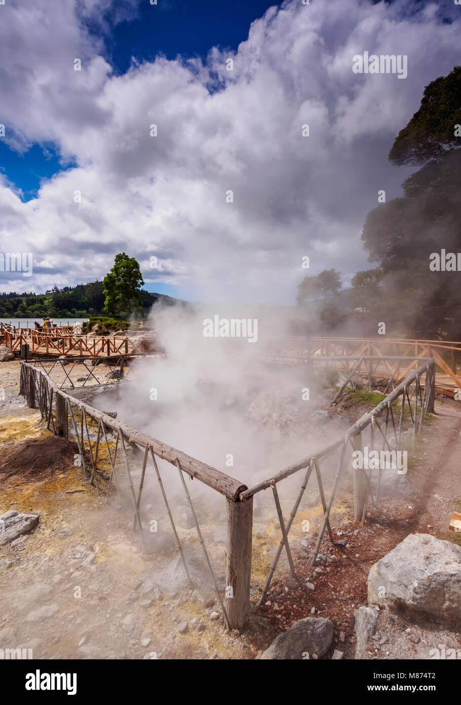 Fumarolas da Lagoa das Furnas, hot springs, Sao Miguel Island, Azores