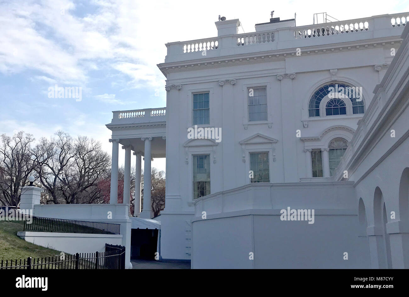 An external view of the White House in Washington DC, USA, as the US President Donald Trump meets and Irish Taoiseach Leo Varadkar for talks in the Oval Office. Stock Photo