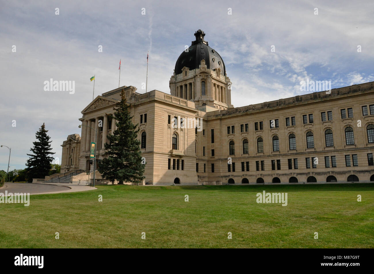 Exterior of the Saskatchewan Legislative Building in Regina, Saskatchewan, Canada. It houses the Legislative Assembly of Saskatchewan. Stock Photo
