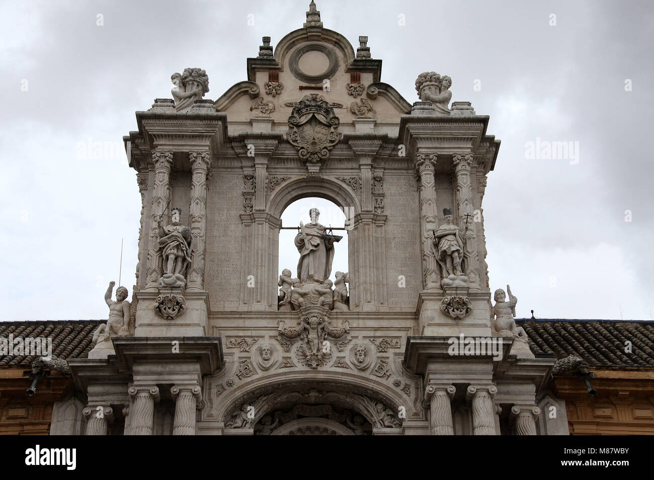 Atlantes statue detail hi-res stock photography and images - Alamy