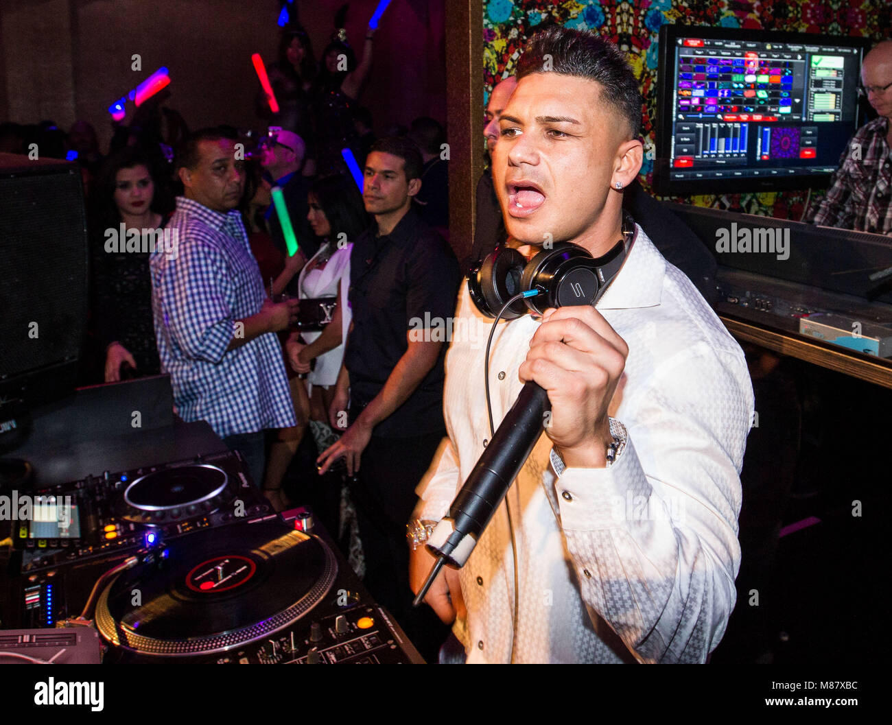 LAS VEGAS, NV December 31 DJ Pauly D New Years Eve at Vanity