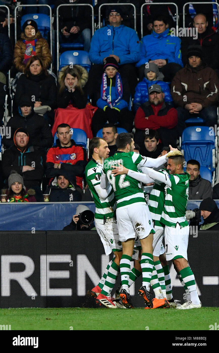 Pilsen, Czech Republic. 15th Mar, 2018. Players of Sporting Lisbon are seen during the second leg of the quarterfinal match of the Europe League, FC Viktoria Plzen vs Sporting Lisbon, in Pilsen, Czech Republic, March 15, 2018. Credit: Michal Kamaryt/CTK Photo/Alamy Live News Stock Photo