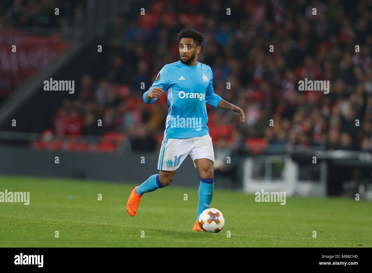 Fanion OM Olympique Marseille 2018-19 - Joueur Amavi, Bleu, Format 16x11cm, Made In France
