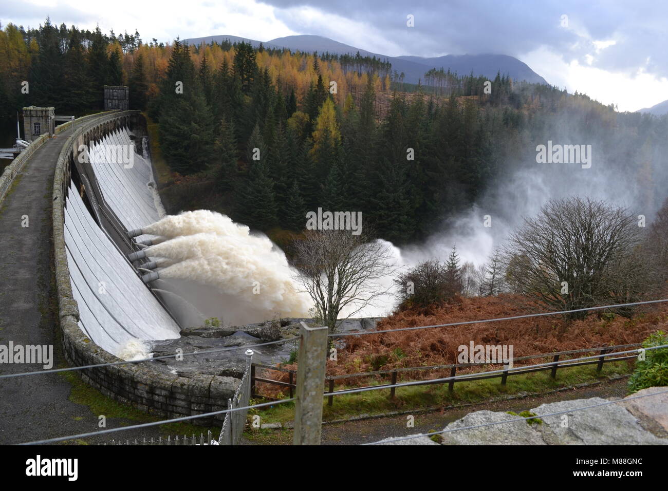 'laggan dam' 'loch laggan' 'invernessshire' 'Scotland' 'Scottish highlands'. Stock Photo