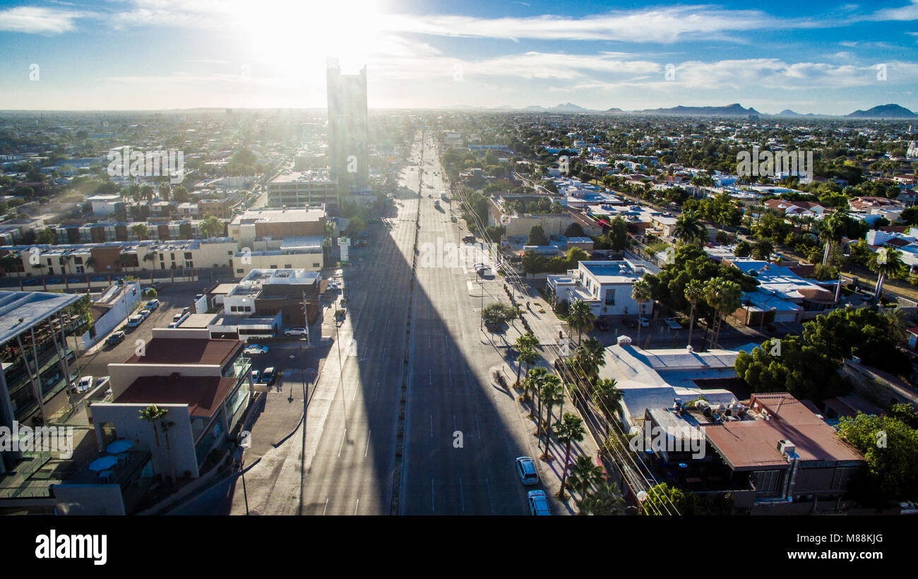 Aerial views of Kino Boulevard and houses of Colonia Pitic, in Hermosillo,  Sonora, Mexico. Hermosillo skyline and tower Stock Photo - Alamy