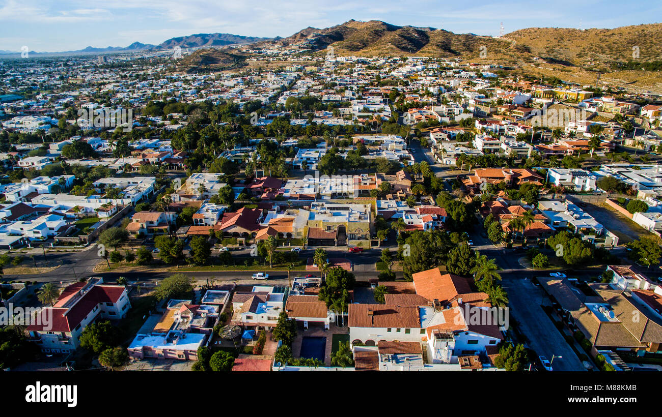 Aerial views of Kino Boulevard and houses of Colonia Pitic, in
