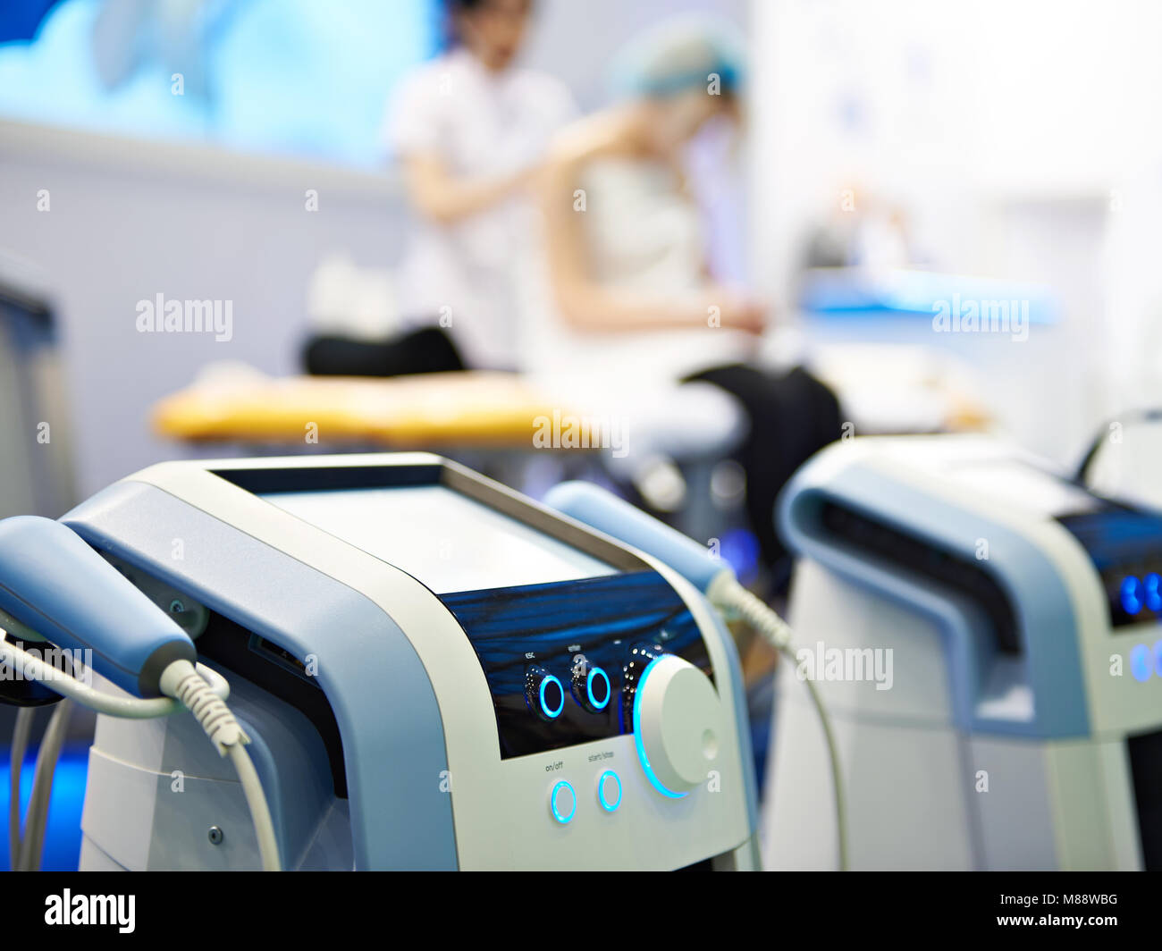 Shock therapy equipment hi-res stock photography and images - Alamy