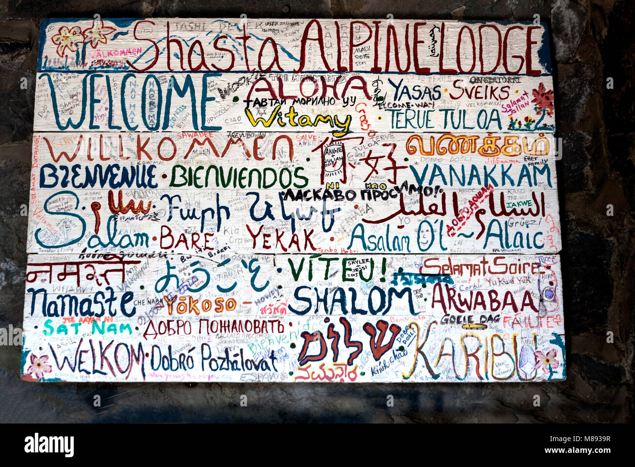 CA02863-00...CALIFORNIA - Welcome sign in the Sierra Club Foundation's Shasta Alpine Lodge at Horse Camp. Stock Photo
