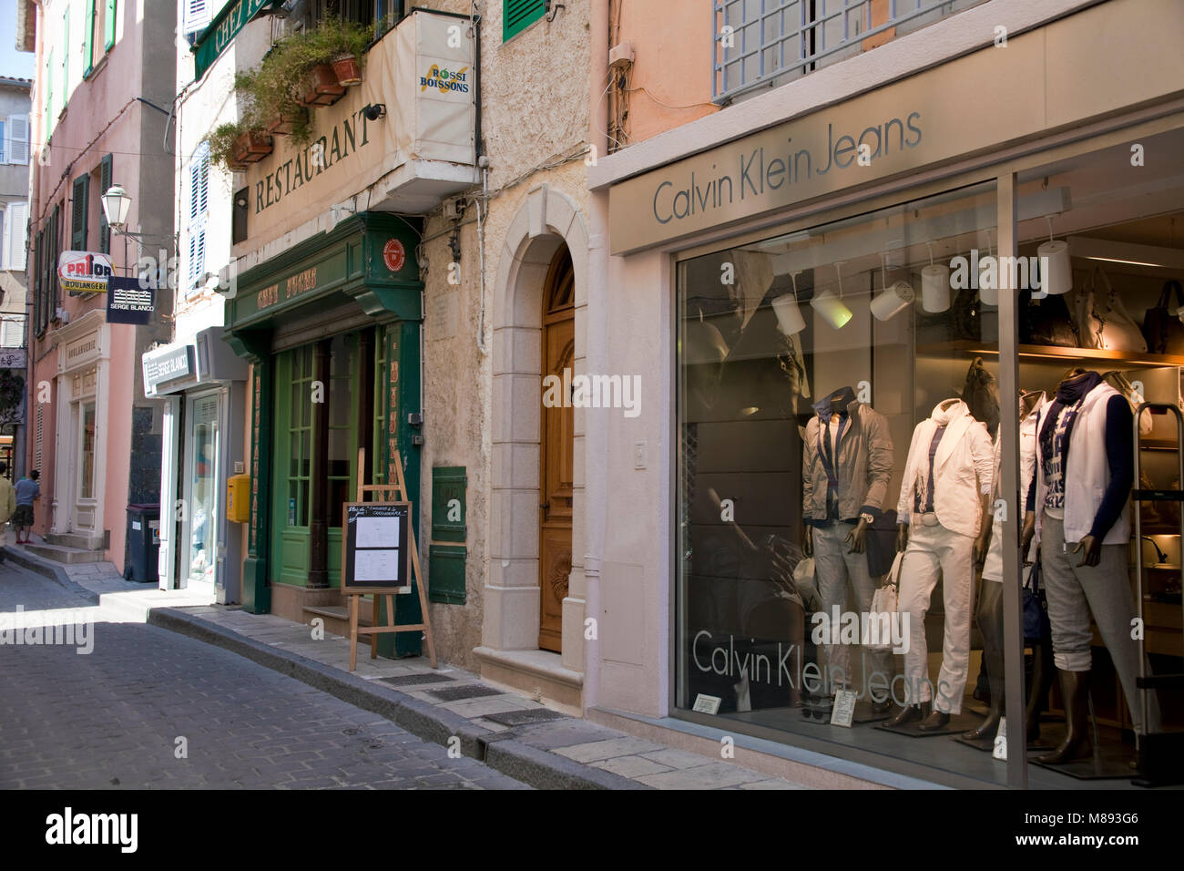 Fashion shop at a alley, old town of Saint-Tropez, french riviera, South  France, Cote d'Azur, France, Europe Stock Photo - Alamy
