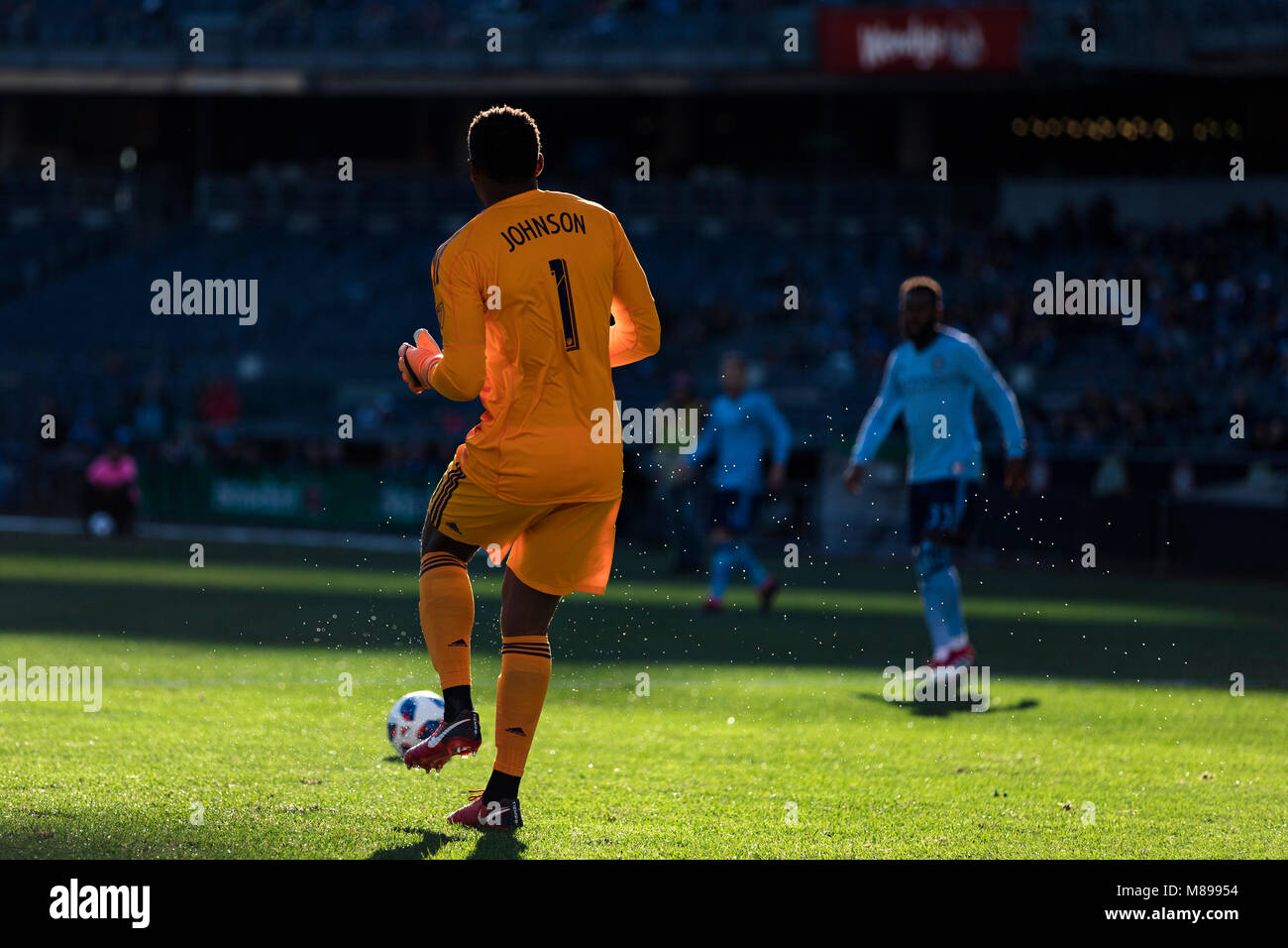 NYCFC's Sean Johnson (1) passes to his defender during the first half of their 2-1 win over the LA Galaxy. Stock Photo