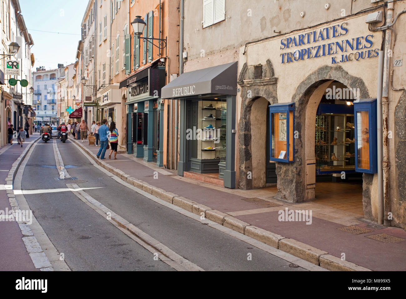 Shopping street at old town of Saint-Tropez, french riviera, South France,  Cote d'Azur, France, Europe Stock Photo - Alamy