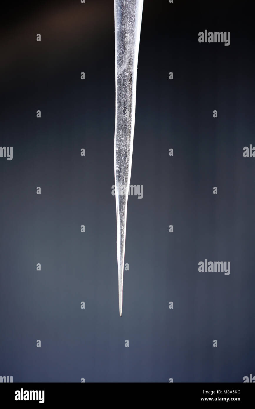 Icicle hi-res stock photography and images - Alamy