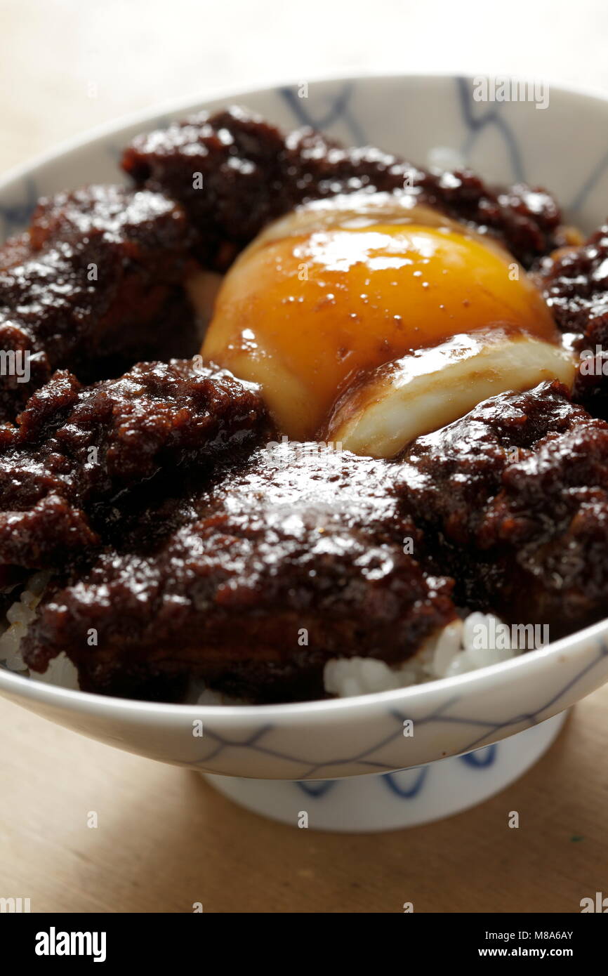Miso Katsu Don (Pork Cutlet Bowl with Miso Stock Photo Alamy