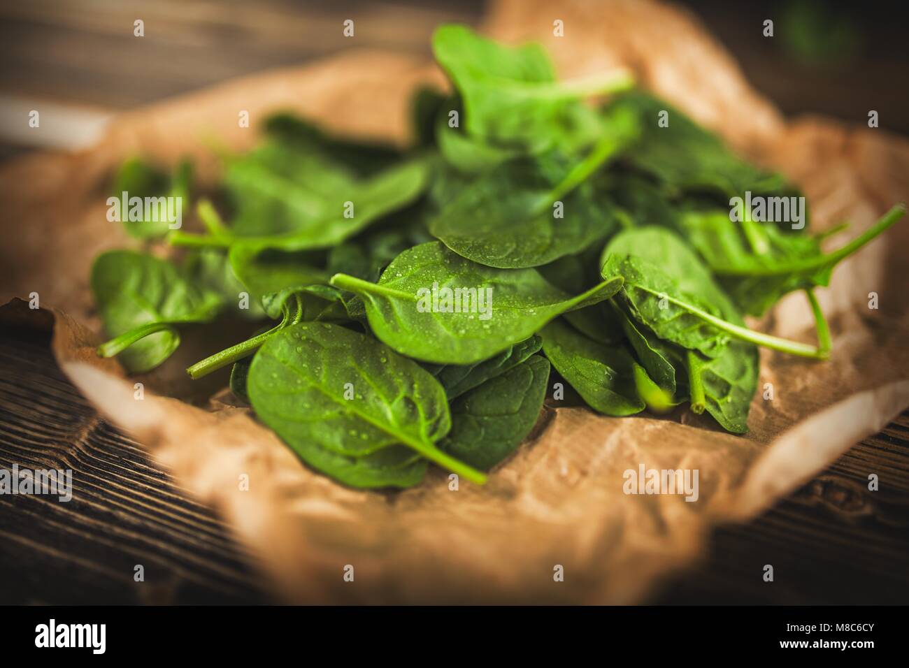 Baby spinach leaves Stock Photo - Alamy