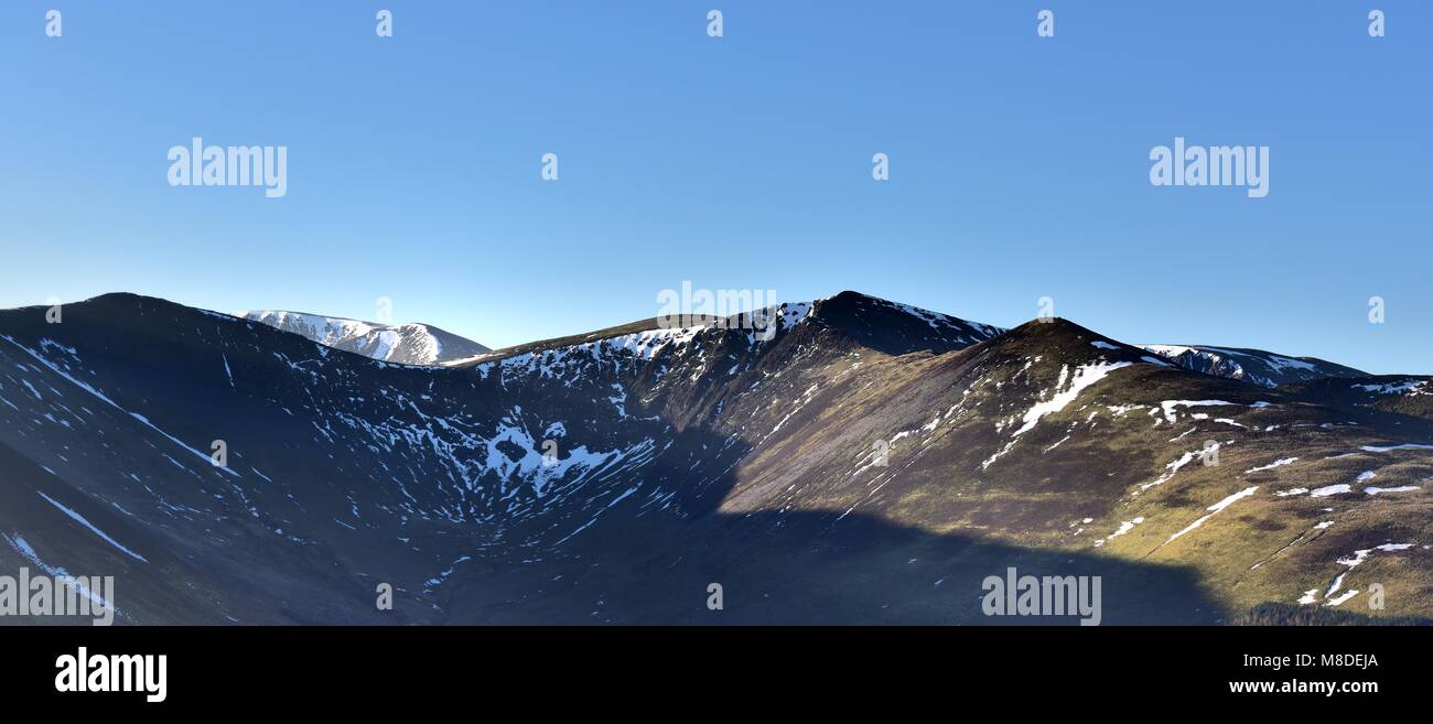 The ridgelines of Grisedale Pike and Hopegill Head Stock Photo