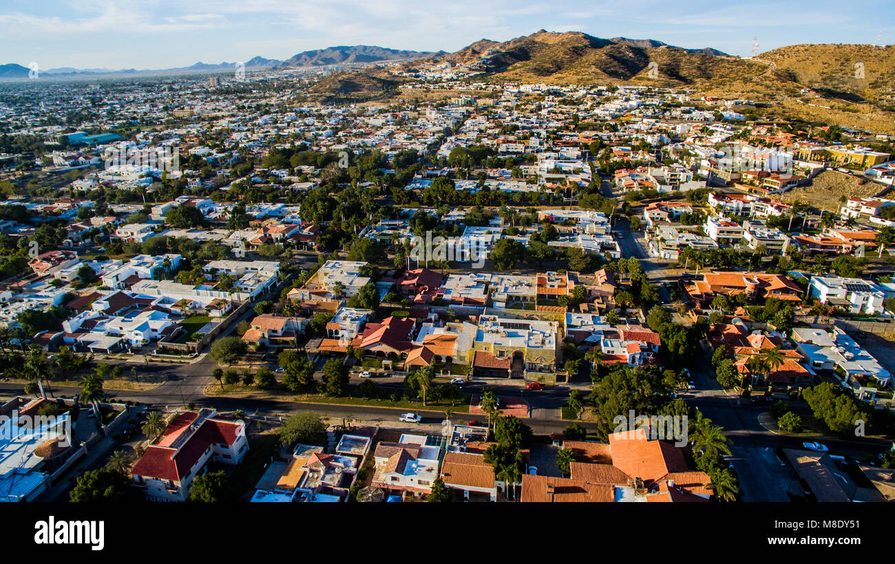 Aerial views of Kino Boulevard and houses of Colonia Pitic, in