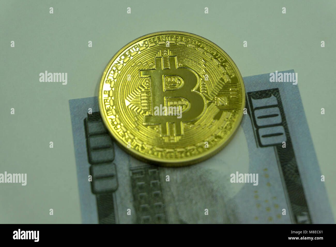 100 hands hi-res stock photography and images - Alamy