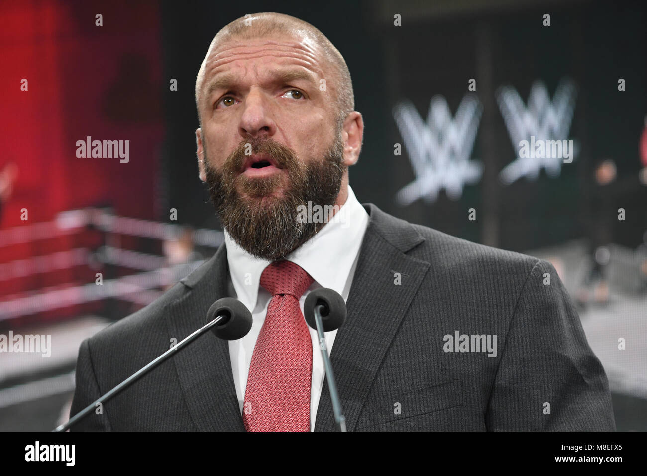 Page 2 Paul Triple H Levesque High Resolution Stock Photography And Images Alamy Page 2 Paul Triple H Levesque High Resolution Stock Photography And Images Alamy