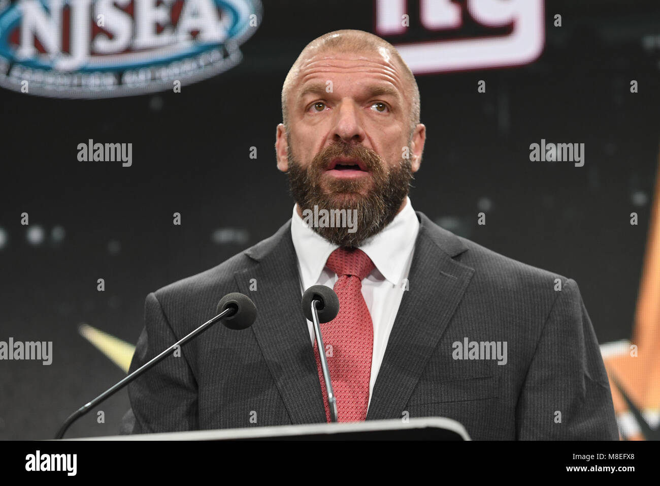 Page 2 Paul Triple H Levesque High Resolution Stock Photography And Images Alamy Page 2 Paul Triple H Levesque High Resolution Stock Photography And Images Alamy