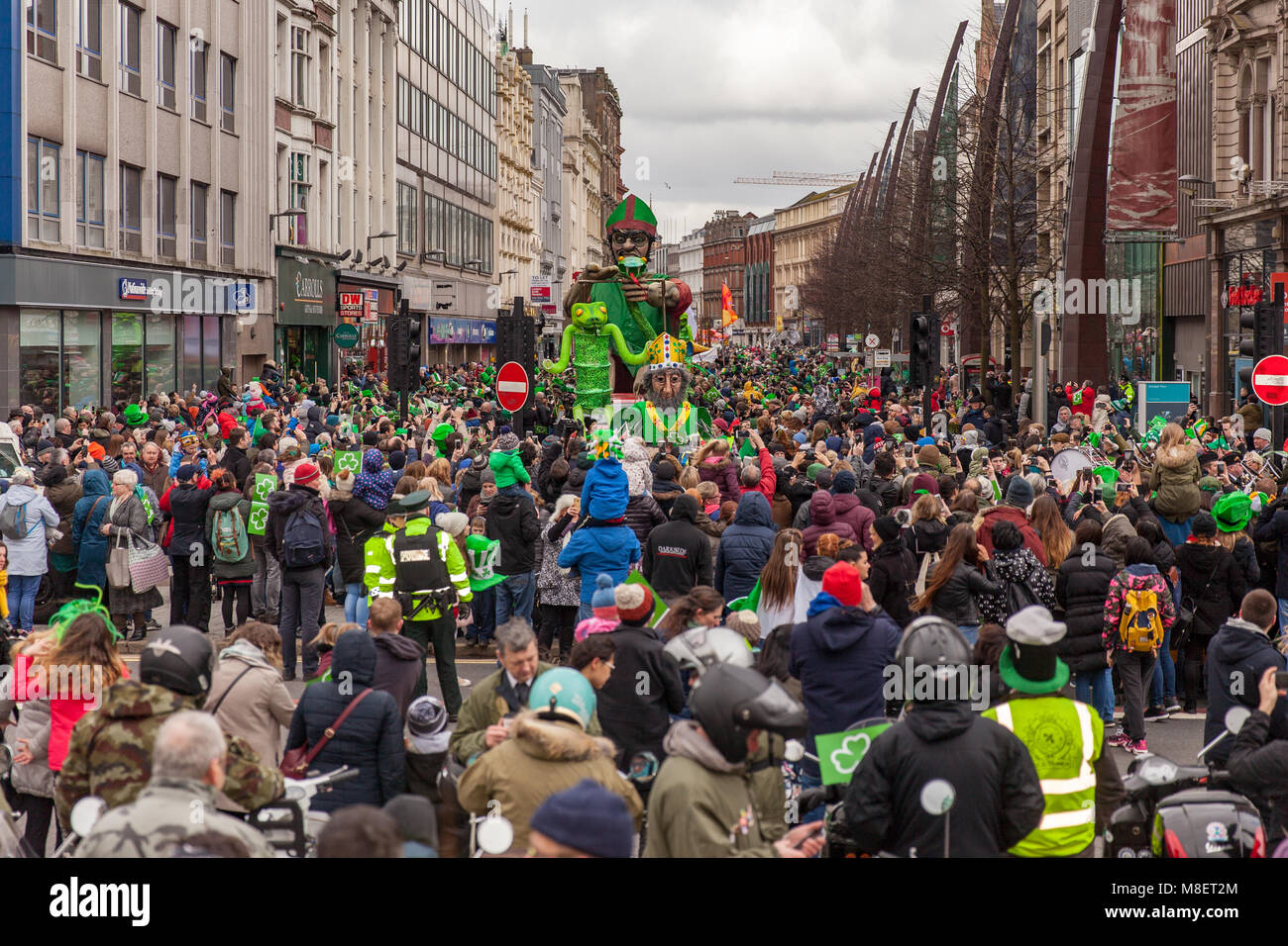mccrackens belfast st patricks day parade
