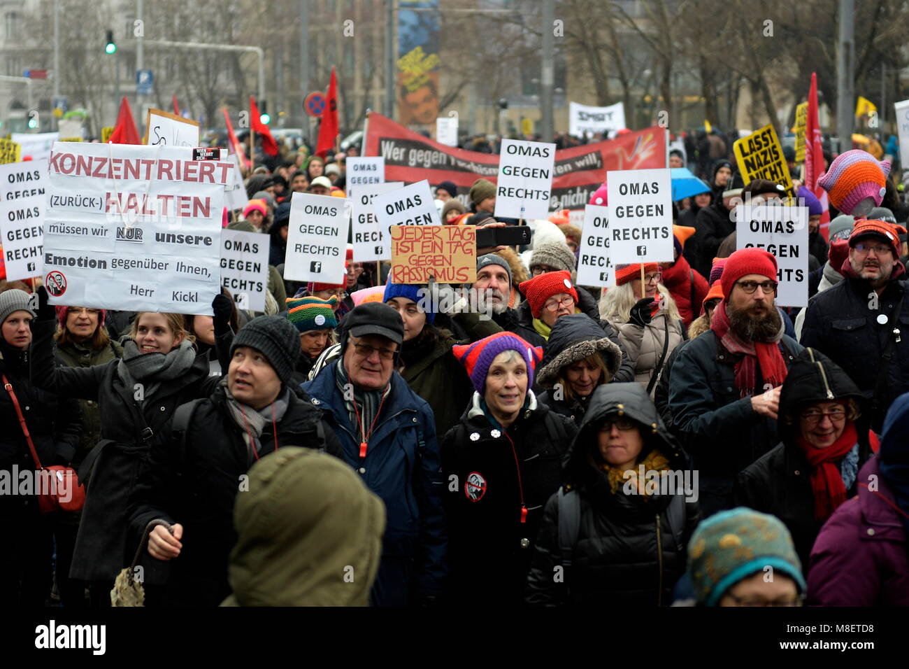 Vienna, Austria. March 17, 2018. Mass demonstration against racism and fascism in Vienna. The demonstration, like the previous mass demonstration on January 13, 2018. Credit: Franz Perc/Alamy Live News Stock Photo