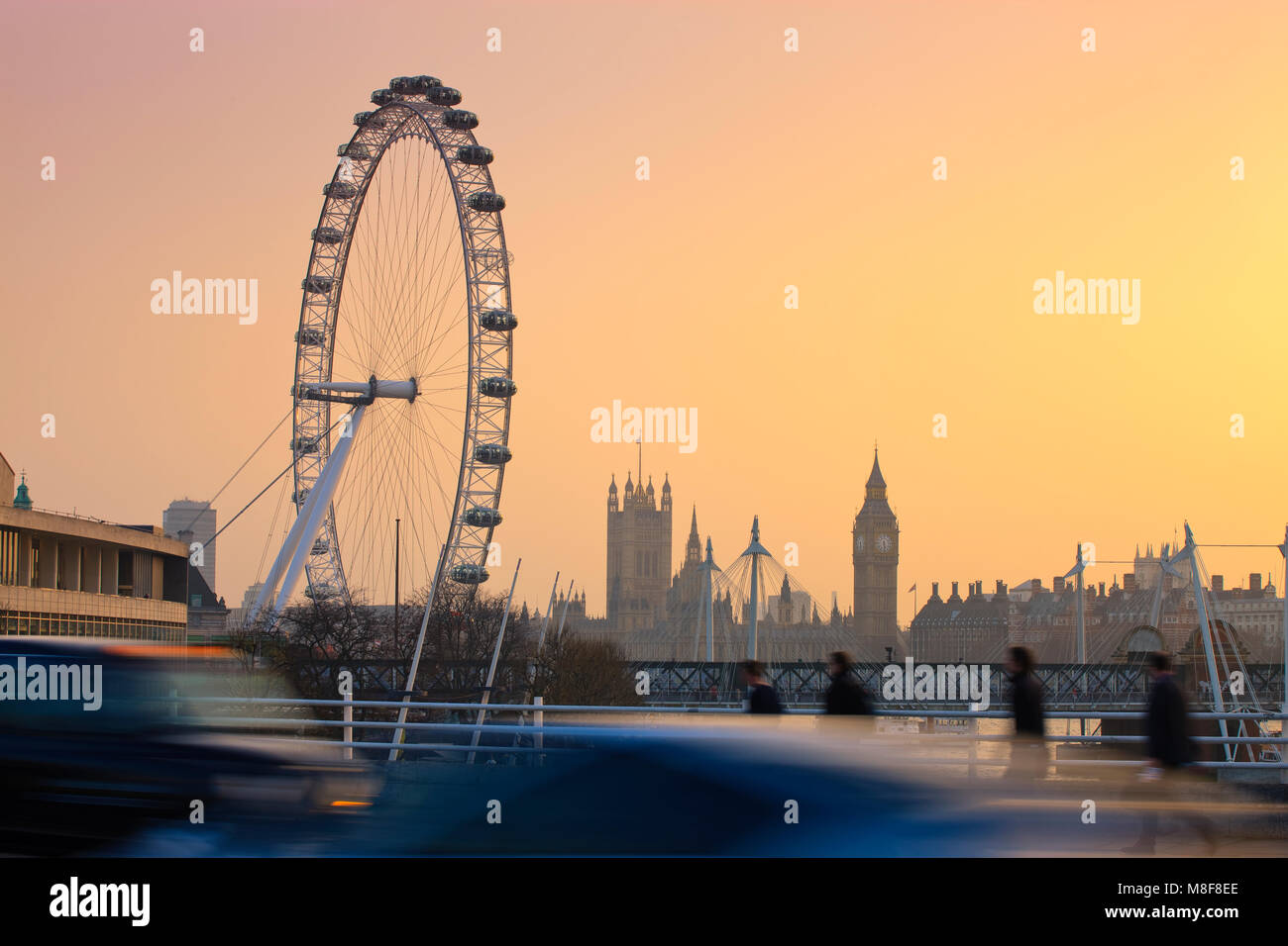 Biglietto Di Natale Olivia Samuel - London Eye E Big Ben, Formato A5, 148x210 Mm, Con Busta C5 Lucida E Sigillabile